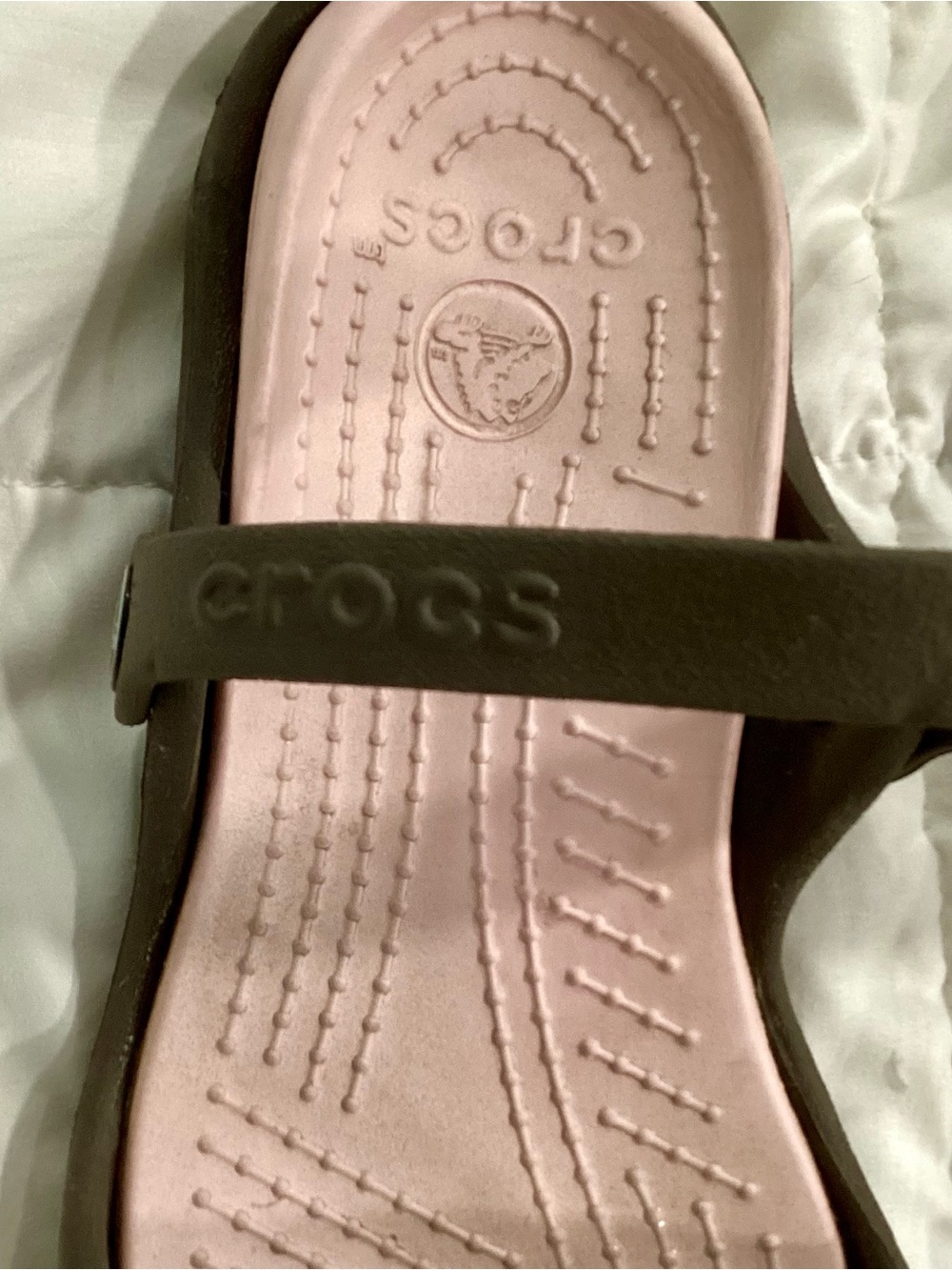 CROCS Women's Size 8 Cleo Sandals in Chocolate and Cotton Candy- Discontinued - Picture 9 of 13